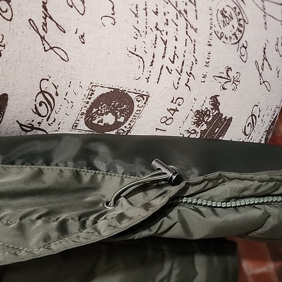 Size small GAP 3/4 coat - Picture 7 of 9